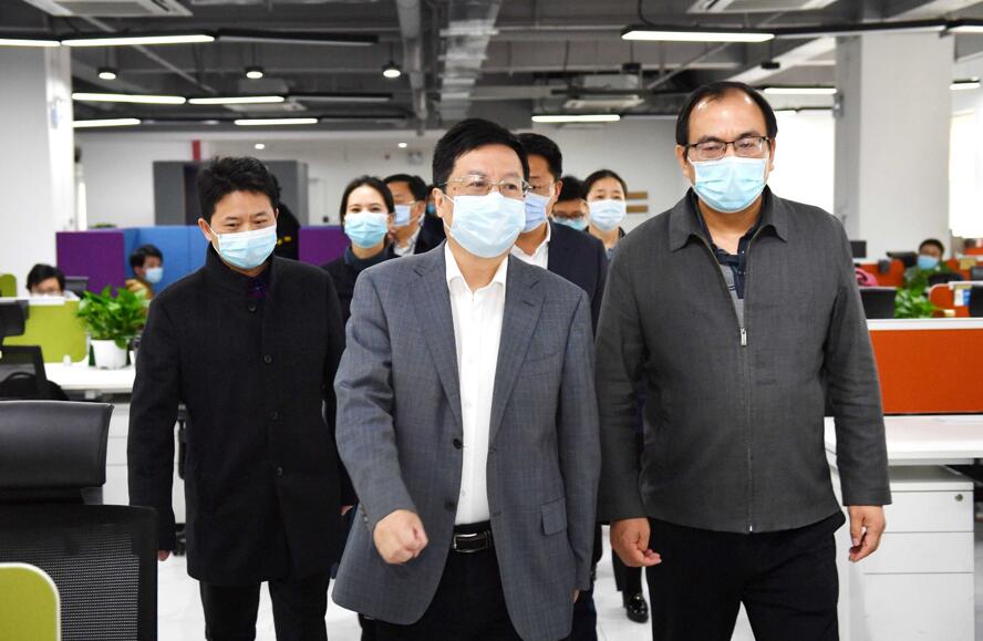 湖南省委常委、長沙市委書記胡衡華到大唐先一科技公司調(diào)研