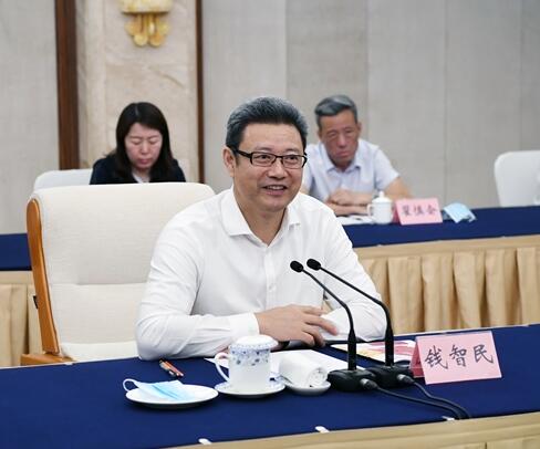 國家電投黨組書記、董事長錢智民拜會(huì)重慶市委副書記、市長唐良智