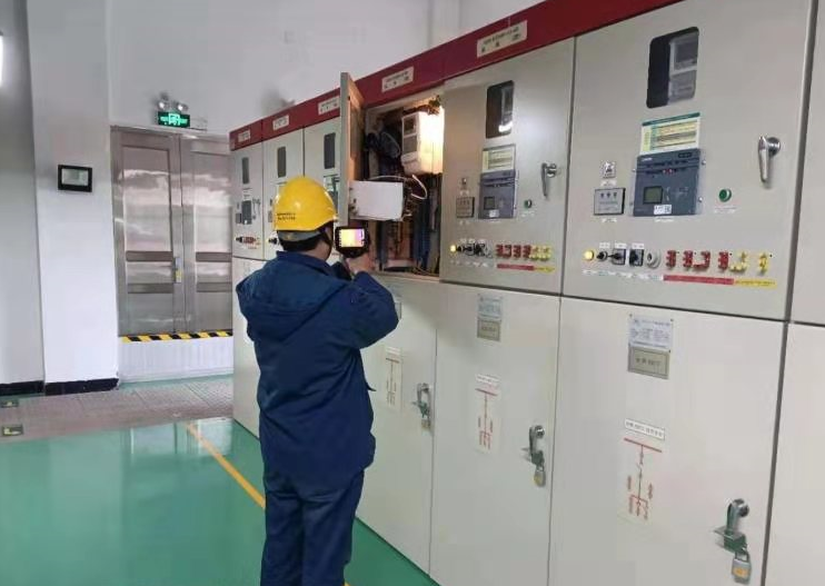 國(guó)網(wǎng)慈溪市供電公司用心巡視、及時(shí)消缺確保電網(wǎng)安全穩(wěn)定運(yùn)行