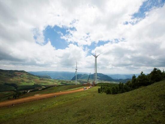 中國一重、上海電氣聯(lián)合開發(fā)下線4種風電機型