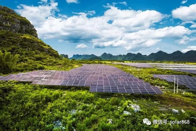 南方電網(wǎng)公司發(fā)布服務(wù)碳達(dá)峰、碳中和工作方案，提出5個方面21項重點舉措，構(gòu)建以新能源為主體的新型電力系統(tǒng)