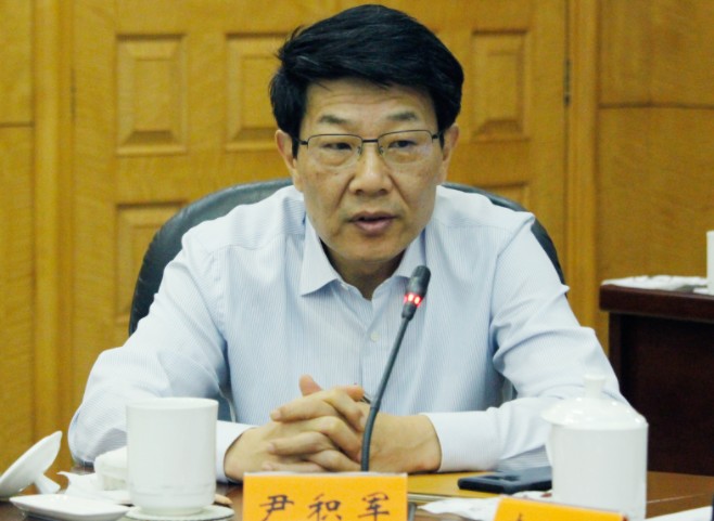 國(guó)網(wǎng)浙江省電力有限公司董事長(zhǎng)、黨委書(shū)記  尹積軍：以“一體四翼”發(fā)展布局落地實(shí)踐 推動(dòng)浙江高質(zhì)量實(shí)現(xiàn)碳達(dá)峰