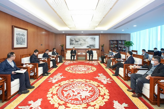 舒印彪鄧建玲會見哈電集團董事長曹志安、總經(jīng)理吳偉章
