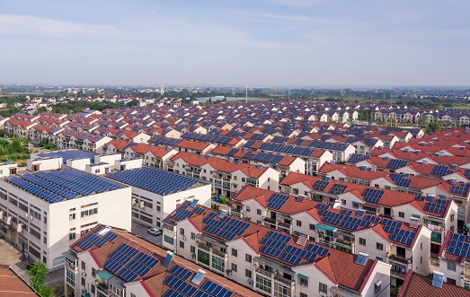 【兩會】南存輝委員：建議戶用光伏電力納入綠電、綠證、碳排放權(quán)交易市場