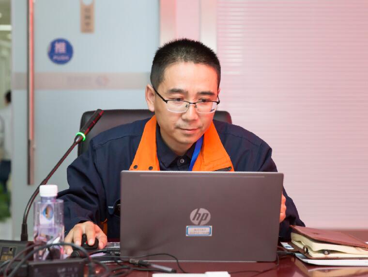 周效峰：半生矢志赴山河，鬢華雖改血仍殷
