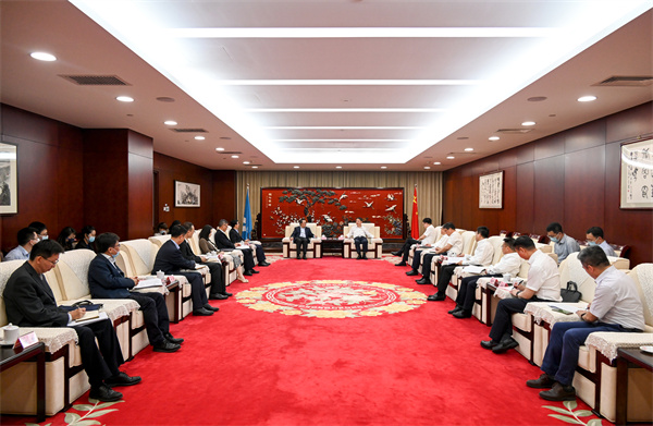 溫樞剛會(huì)見中國進(jìn)出口銀行黨委書記、董事長吳富林