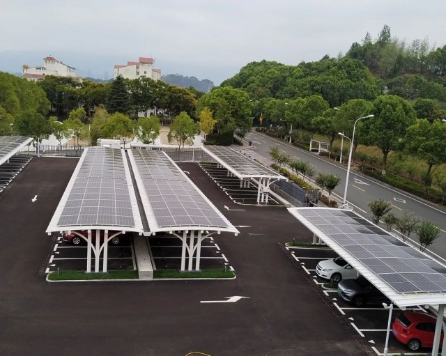 光儲充一體化停車場，實現(xiàn)零碳出行新風尚