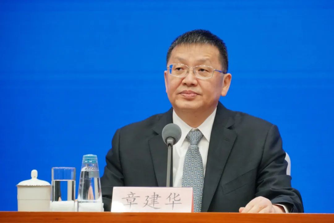國家能源局長： 聚焦全國統(tǒng)一電力市場體系，做好市場建設(shè)和市場監(jiān)管工作