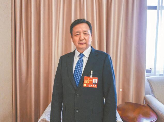 新型電力系統(tǒng)建設為電力裝備制造業(yè)帶來新機遇——訪全國人大代表，全國工商聯(lián)副主席，特變電工股份有限公司黨委書記、董事長張新