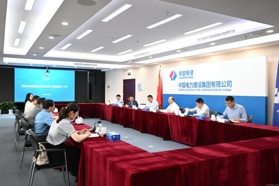 中國電建黨委常委、副總經(jīng)理徐鵬程與漳龍集團(tuán)黨委書記、董事長吳子毅會(huì)談