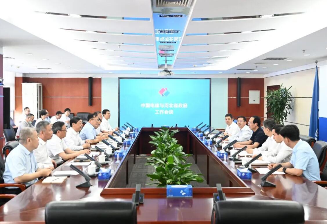 中國電建黨委書記、董事長丁焰章與河北省副省長時清霜會談