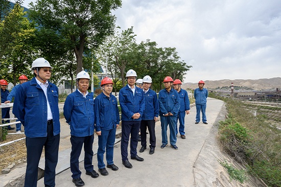 華能集團(tuán)總經(jīng)理、黨組副書記鄧建玲到蘭州熱電公司調(diào)研