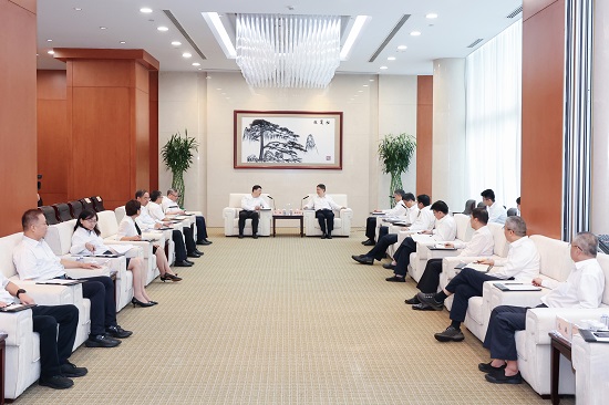 華能集團(tuán)黨組書記、董事長溫樞剛會(huì)見山西省委常委、太原市委書記韋韜