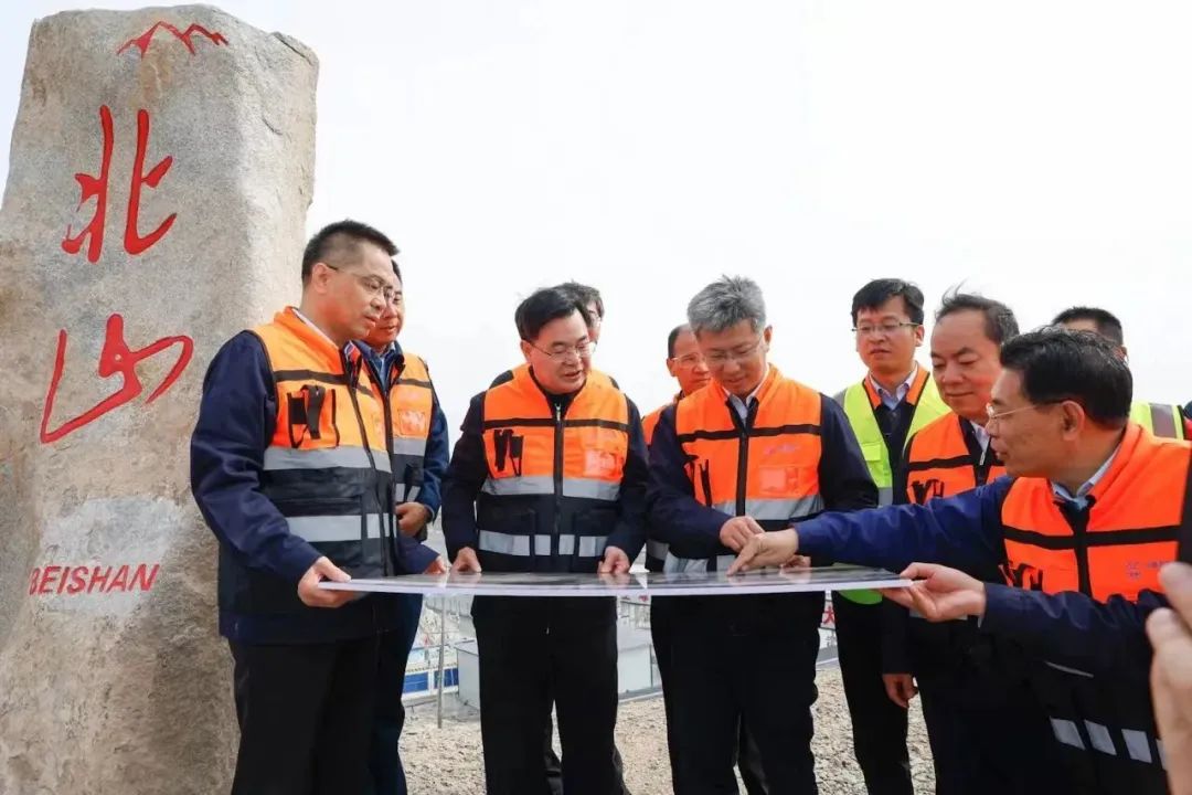 甘肅省委書記、省人大常委會主任胡昌升赴中國北山地下實(shí)驗(yàn)室建設(shè)工程現(xiàn)場調(diào)研