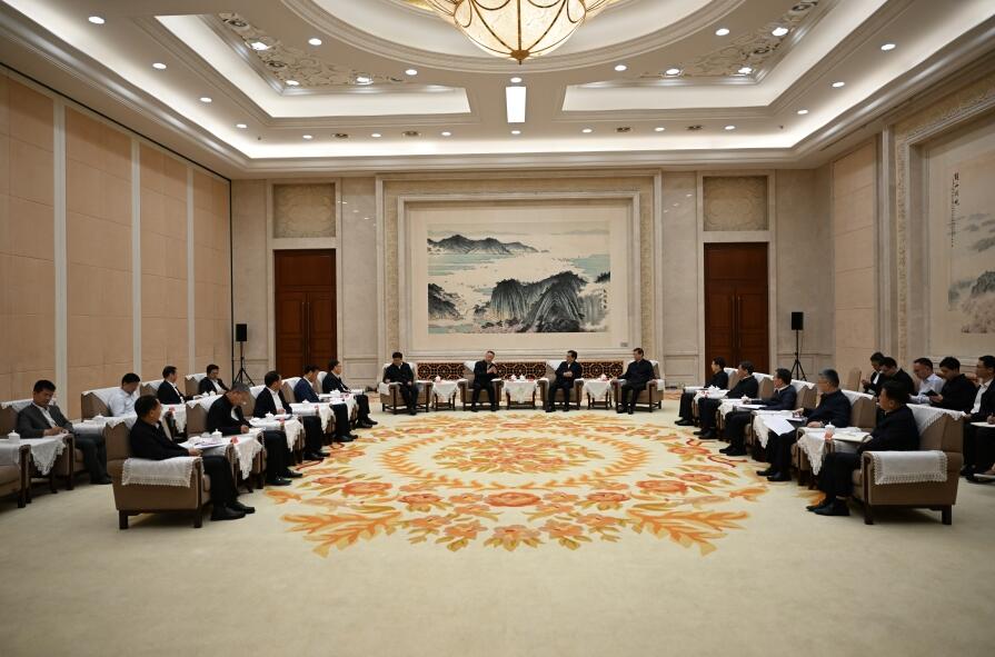 三峽集團(tuán)董事長(zhǎng)、黨組書雷鳴山拜會(huì)江蘇省委書記信長(zhǎng)星、 省長(zhǎng)許昆林