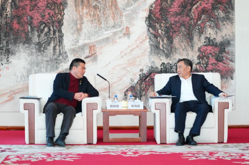 宋海良與“三新”聯(lián)盟成員遠(yuǎn)東控股集團(tuán)創(chuàng)始人、董事局主席蔣錫培會談