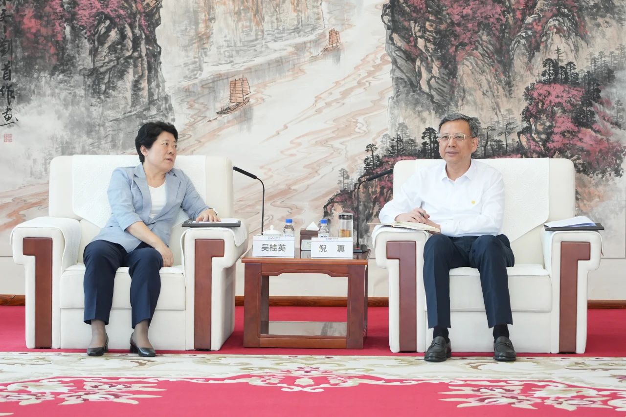 中國能建黨委副書記、總經(jīng)理倪真與湖南省委常委、長沙市委書記吳桂英會談