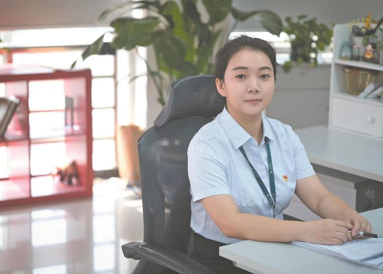 王靜萍：帶好新型專業(yè)班組，當好能效服務(wù)先鋒