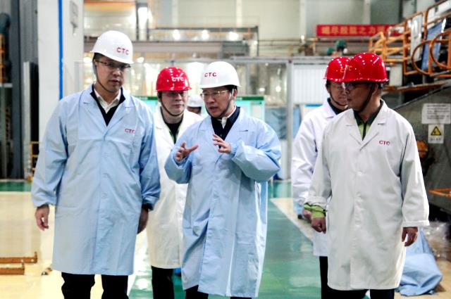 中國電氣裝備黨委書記、董事長李洪鳳赴浙江盛達、恒馳電氣、西電常變、常州東智調研