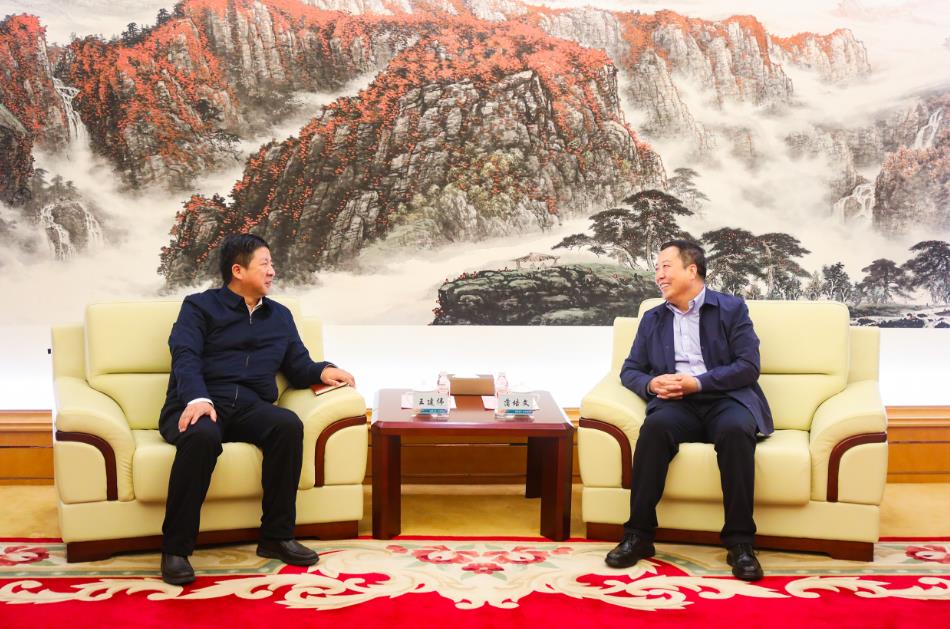 大唐甘肅公司黨委書記、董事長王建偉與甘肅電投集團黨委書記、董事長蒲培文會談