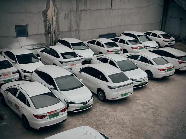 新能源網(wǎng)約車頻遭“拒?！保耙浑U(xiǎn)難求”難在哪?