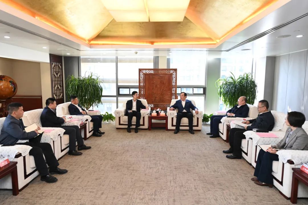 大唐國際黨委書記、董事長李凱會見中建五局黨委書記、董事長田衛(wèi)國